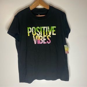 ⚫️ Trendy positive vibes T-shirt new with tags size L/XL